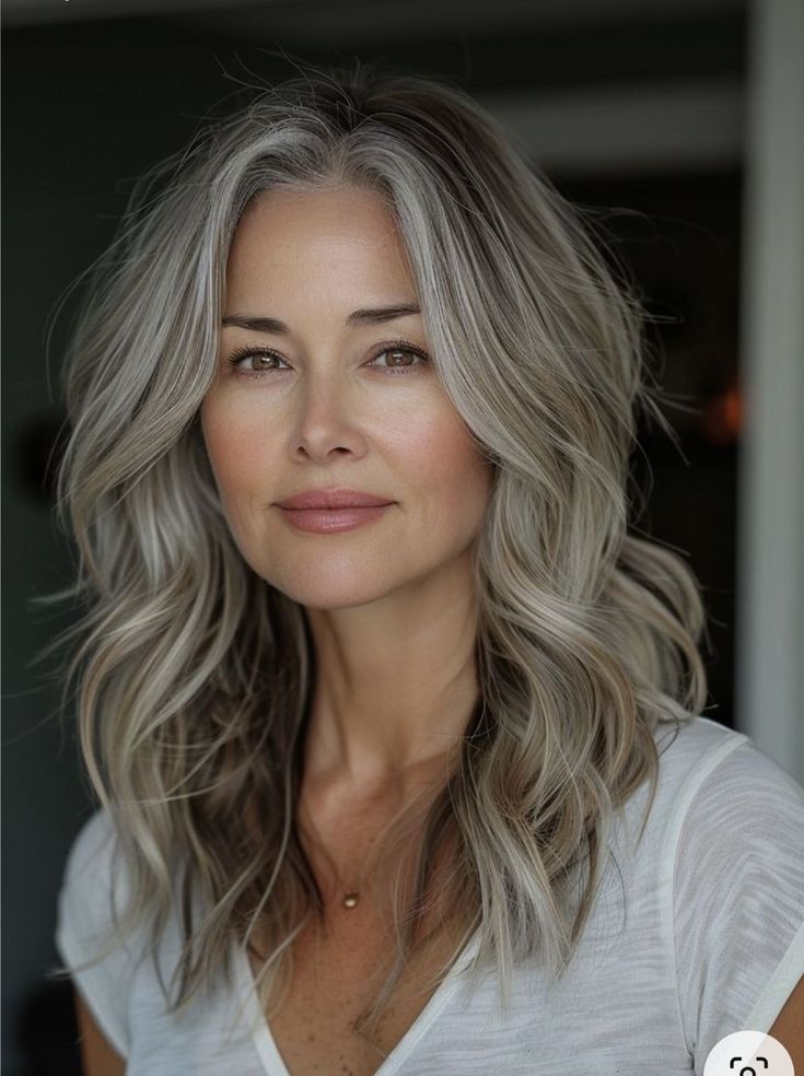 Dove Grey Hair, Long Haircut For Thick Hair, Greyish Blonde Hair, Grey Hair Looks, Grey Curly Hair, Grey Hair Inspiration, Layered Haircuts For Medium Hair, Hair Techniques, Natural Wavy Hair