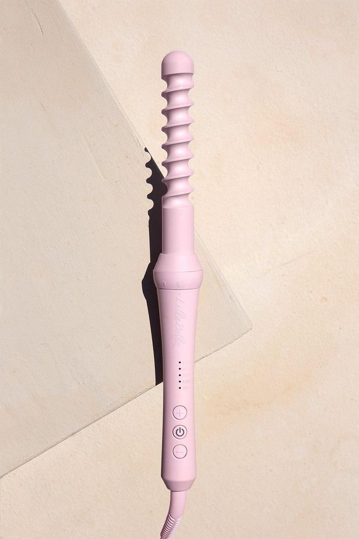 Amp up the ultimate hair volume with our Go Easy Curl Wand.
Designed with a spiral twist ceramic coated barrel to create prominent curls with XXL bounce and a voluminous finish, the Go Easy Curl wand is your new go-to in achieving a beachy textured finish to your hairstyle in minutes.
Featuring a guided 25mm attachment to style hair effortlessly without the fuss. Create long-lasting and tousled curl results at home without the salon price tag!
Attach our Go Easy Curl Wand to your First Base handle to create perfect uniform curls with so much bounce and volume every time. With its super fast heat mechanism reaching a top temperature of 220°C in 60 seconds, so you can spend more time on your hair glam! 
Weight: 112g
Dimensions: 25mm
Material: Ceramic Coated
Attachment: Click & Twist
Temperat Curl Wand, Hair Glam, Easy Curls, Summer Hair Trends, Tight Curls, Queen Hair, Skincare Gift Set, Defined Curls, Trends 2023