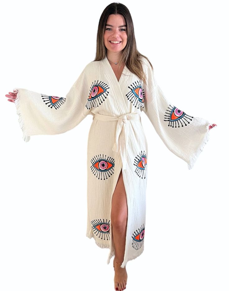 Handmade Evil Eye Festival Kimono Bathrobe; %100 Organic Turkish Cotton You can use our stylish kimonos as; festival clothing, dressing gown, robe, beachwear cover up, bridesmaids gifts, bathrobe, pool&spa clothing, pareo, hammam towels and peshtemals. Due to its extra soft texture; our kimonos are very-well absorbent, quick to dry and eco-friendly. Great choice for the birthday / anniversary / bridesmaids / valentines day gifts. Patterns are handmade and all woodblock prints. Therefore patterns Festival Clothing Women, Bohemian Robes, Festival Kimono, Moda Kimono, Kimono Bathrobe, Kimono Beach Cover Up, Kimono Beach, Festival Outfits Women, Handmade Evil Eye