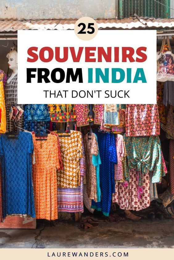 The best Indian souvenirs to look for when you go shopping. Beautiful travel souvenirs from India to take home from your trip. Indian Souvenirs, India Packing List, India Vacation, Places To Get Tattoos, Weather In India, Tibetan Prayer Flag, Best Souvenirs, Delhi Travel, Backpacking India