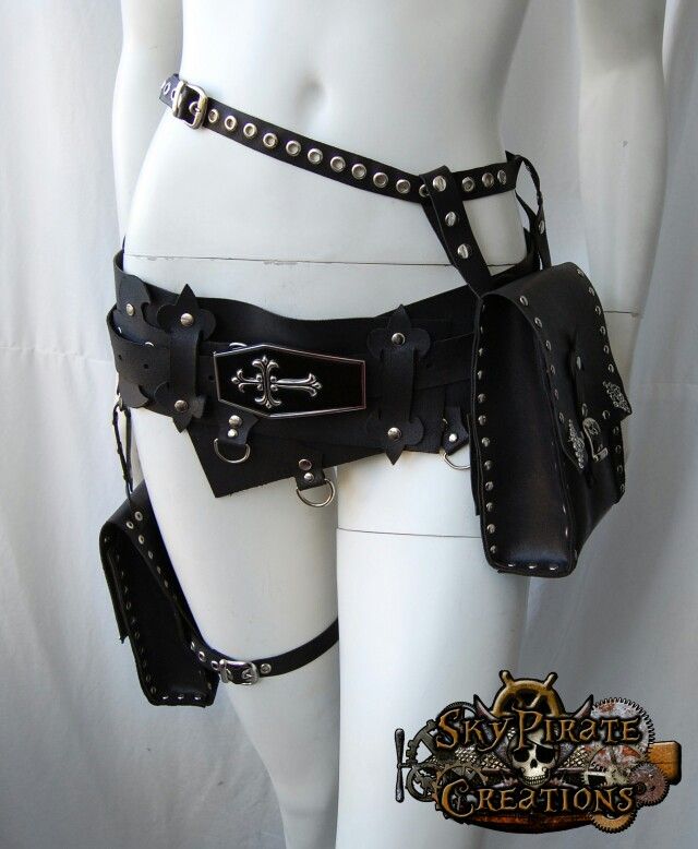 Medieval Belt, Hunter Outfit, Leather Armor, Concept Clothing, Wrong Turn, Kawaii Accessories, Alternative Outfits, Fantasy Clothing, Edgy Outfits