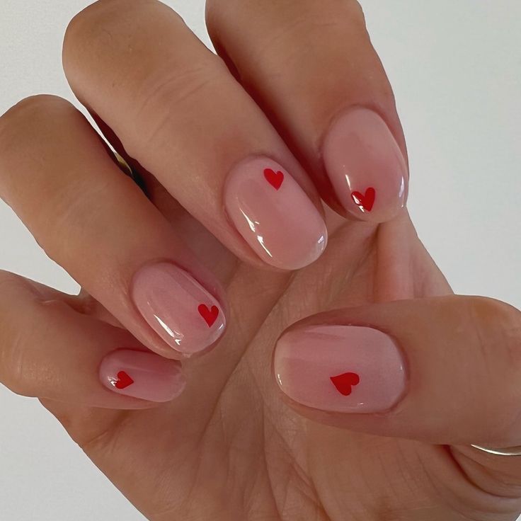 valentines nail inspo aesthetic love hearts Vday Nails, Valentine Nail Art, February Nails, Nail Designs Valentines, Valentine Nails, Neutral Nails, Dipped Nails, Heart Nails, Dream Nails