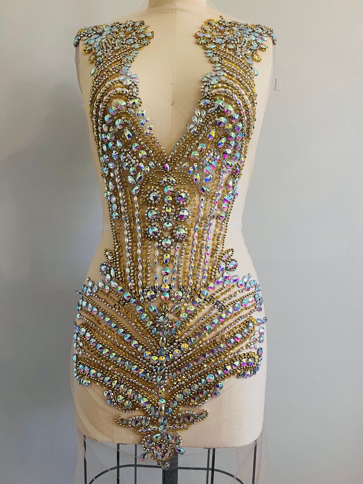 Gold and Ab crystal rhinestone Bodice Appliqués Mannequin Art, Festival Outfits Rave, Outfits Rave, Dress Drawing, Graphic Artist, Festival Outfits, Crystal Rhinestone, Bodice, Fashion Inspo