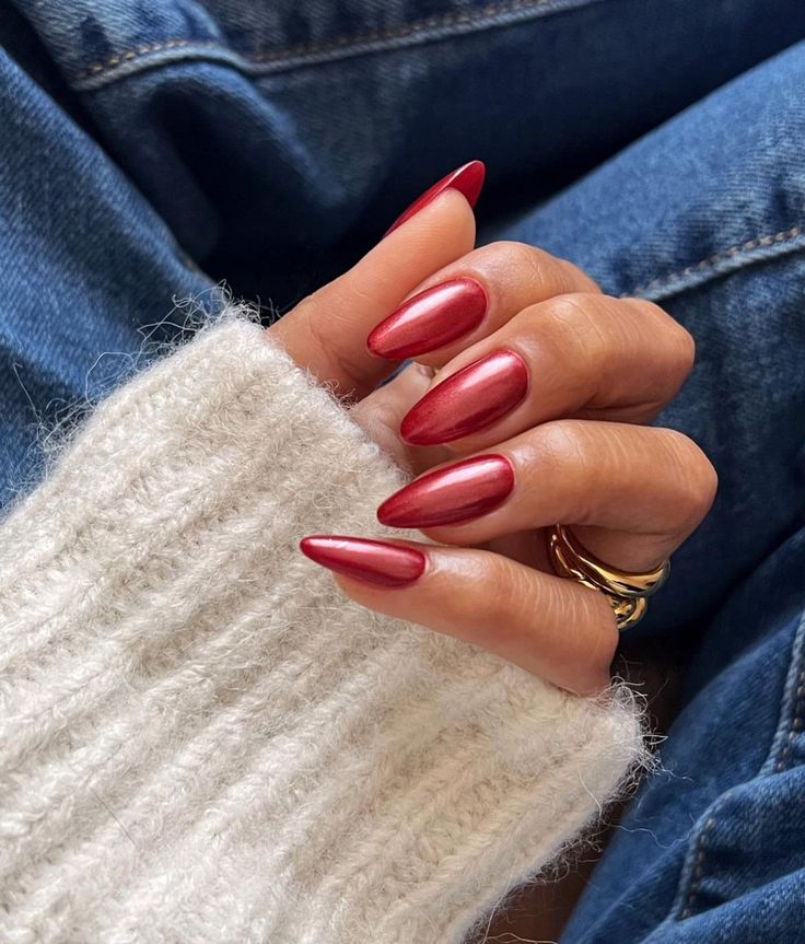 Red Wedding Nails, Nail Theory, Red Chrome Nails, Chrome Manicure, Berry Nails, Gold Chrome Nails, Shellac Manicure, Milky Nails, Chrome Nails Designs