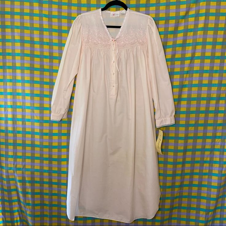 New Old Stock, New With Tags, Dead Stock Nightgown By Nicole. Size Small. Features Smocking, Lace And Faux Pearls. 80s Grandma Style. Bust: 21” From Pit To Pit Waist: 27” Across Hips: 29” Across Length: 49” Granny Chic, Vintage Loungewear, Vintage Nightgown, House Dress 17 Granny Nightgown, Loungewear Vintage, 80s Grandma, Vintage Pink Sleep Dresses, Sound Of Music Costumes, Grandma Dress, 1960 Nightgown, 1980s Nightgown, Vintage Loungewear