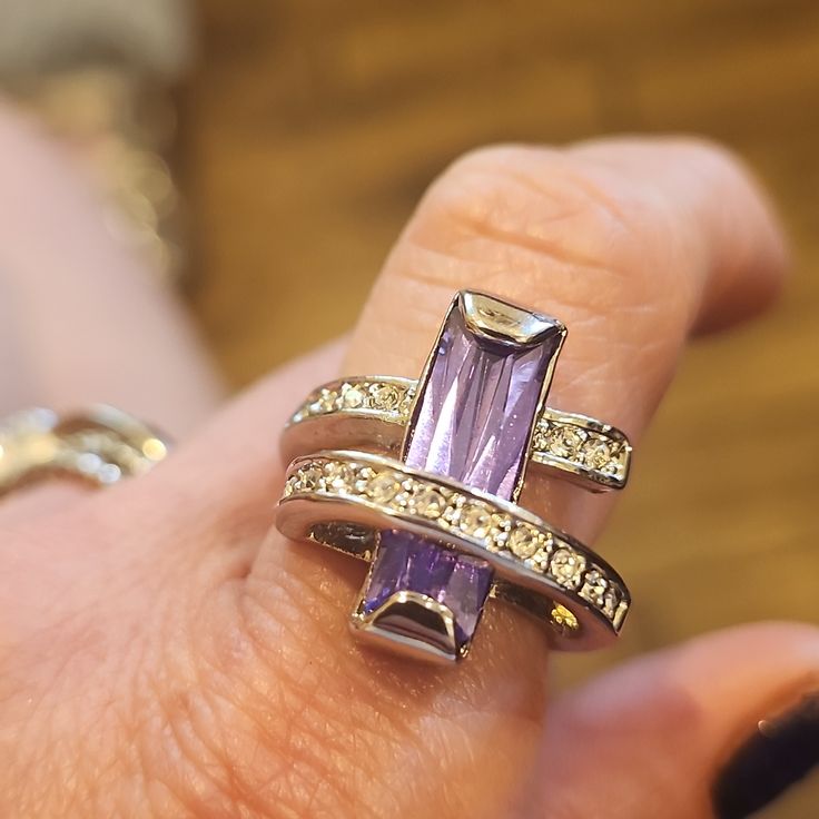 Beautiful Amethyst And Diamond Ring Set In 14kt. Stamped With 14kt Diamond Ring Set, Amethyst And Diamond Ring, Diamond Ring Settings, Womens Jewelry Rings, Ring Set, Color Purple, Ring Sets, Diamond Ring, Ring Size