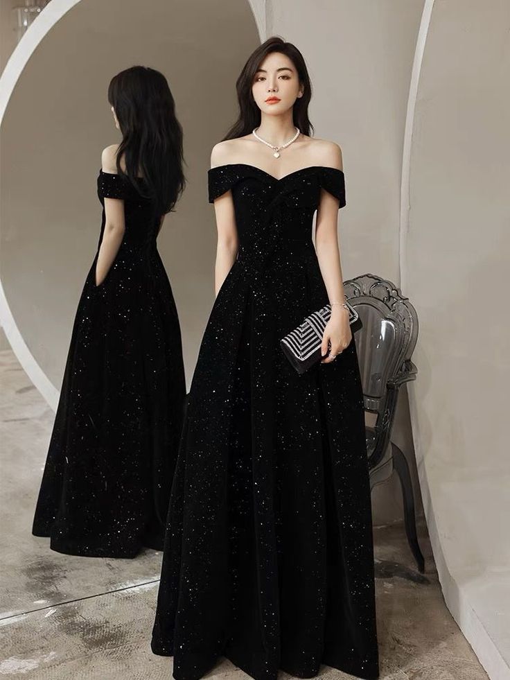 Wedding Suggestions, Off Shoulder Prom Dress, Prom Night Dress, Dress Outfits Party, Prom Dress Black, Black Sparkly Dress, Party Dress Classy, Black Evening Dress, Prom Dress Ideas