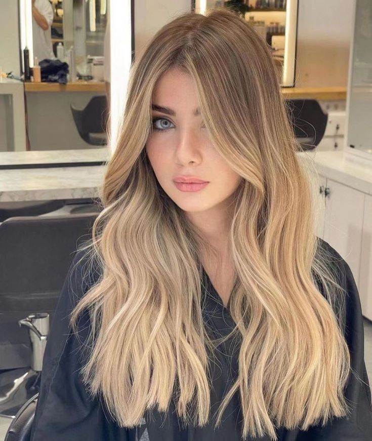 Baylage Hair, Beige Blonde Hair, Honey Blond, Summer Blonde Hair, Balayage Blond, Honey Blonde Hair, Brown Hair Balayage, Blonde Hair Inspiration, Light Hair Color