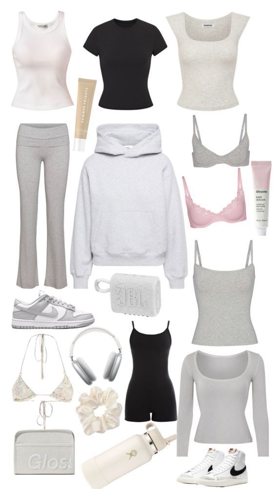 White Girl Aesthetic Basic, Basic White Girl Aesthetic, Outfit Ideas Clean Girl, Movie Theater Outfit, 2014 Outfits, Orientation Outfit, Clean Girl Outfit, Basic Essentials, Instagram Graphic