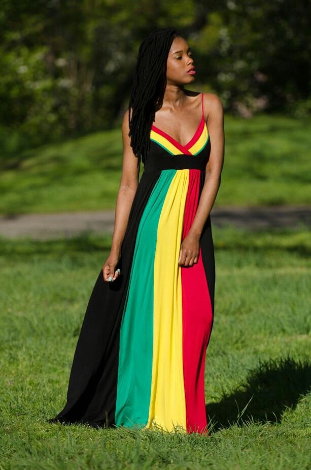 Urban beauty. Color Block Maxi Dress, Gaun Fashion, Estilo Hippie, Long Beach Dress, Flowy Maxi Dress, Maxi Robes, Multicolor Dress, Sammy Dress, Striped Maxi Dresses