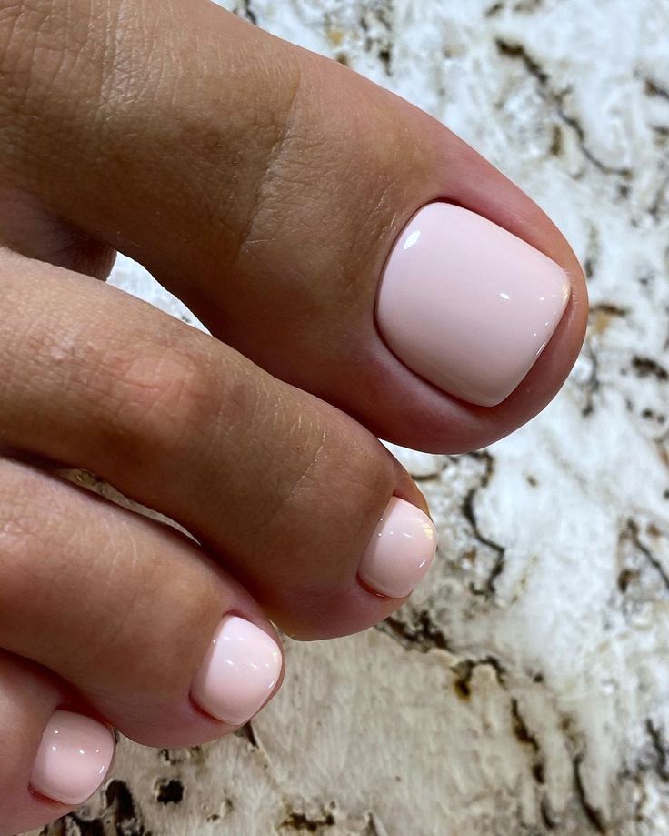 Outfit Madrina, Summer Pedicures, Shellac Toes, Toe Nail Colors, Pink Toe Nails, Pink Pedicure, Pretty Pedicures, Pedicure Colors, Gel Toe Nails