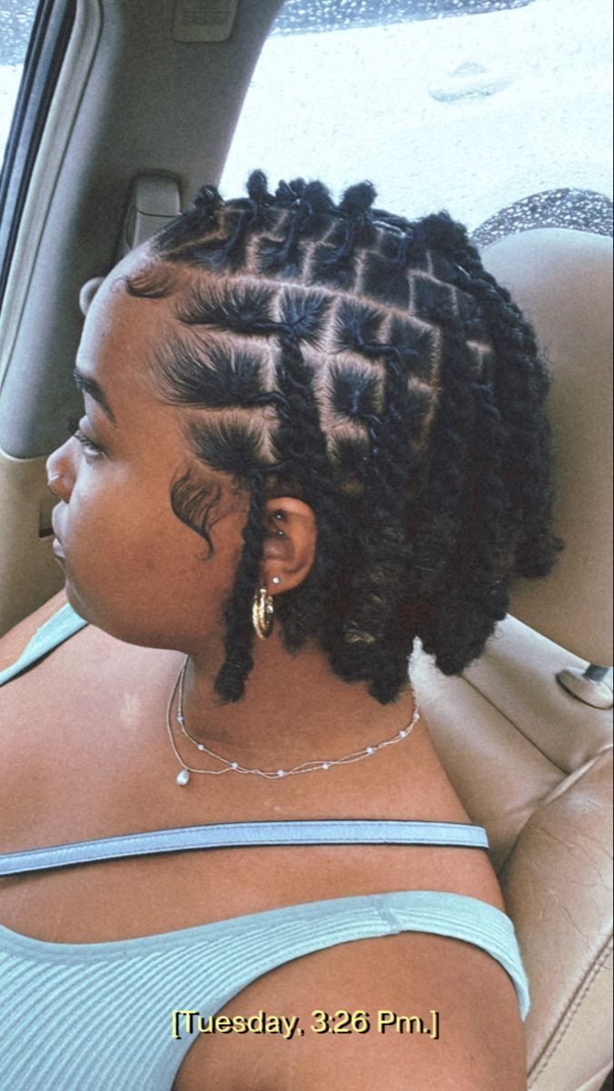 Retwist Ideas For Short Locs, Retwist Hairstyles For Short Locs, Loc Knot Bob Short Locs, Style For Short Locs For Women, Medium Loc Parts, Dreadlock Short Hairstyles, Style For Locs For Women, Short Locs Retwist Hairstyles, Medium Dreadlocks Styles For Women