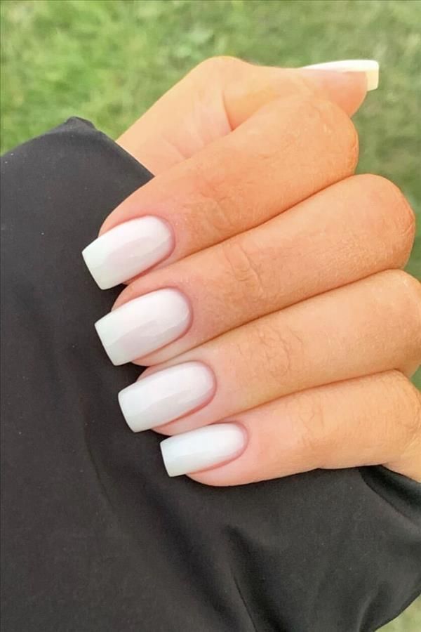 Acrylic Nail Square Short, White Nail Square, Short Square Nails Aesthetic, Short Nail Inspo￼, Nails Ideas Square Short, White Nails Square Short, Acrylics Short Square, Squared Short Nails, Short Nails Square Design