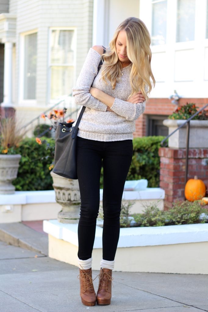 Wear a grey oversized sweater and black slim jeans for a trendy and easy going look. For footwear go down the classic route with brown leather lace-up ankle boots.  Shop this look for $125:  http://lookastic.com/women/looks/oversized-sweater-tote-bag-skinny-jeans-knee-high-socks-lace-up-ankle-boots/6097  — Grey Oversized Sweater  — Black Leather Tote Bag  — Black Skinny Jeans  — White Knee High Socks  — Brown Leather Lace-up Ankle Boots White Knee High Socks, Ankle Boots With Jeans, How To Wear Ankle Boots, Boots Outfit Ankle, Oversized Grey Sweater, Boots Outfits, Booties Outfit, Sock Outfits, Timberlands