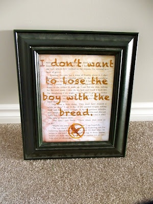 I'm making one. Game Bedroom Ideas, Hunger Games Crafts, Games Room Decor, Book Bedroom, Hunger Games Party, Hunger Games Books, Games Diy, Games Room, Katniss Everdeen