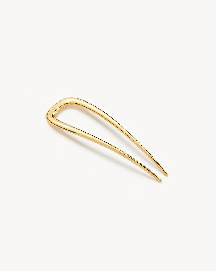 This 3” version of our classic french hair pin is ideal for half-up styles or shorter, finer hair. Handcrafted with a gold plated finish. French Hair Pins Hairstyles, French Hairpin, Large French Hair Pin, French Hair Barrettes, French Barettes, Elegant Bun, French Hair, Classic Elegant, Mother Denim