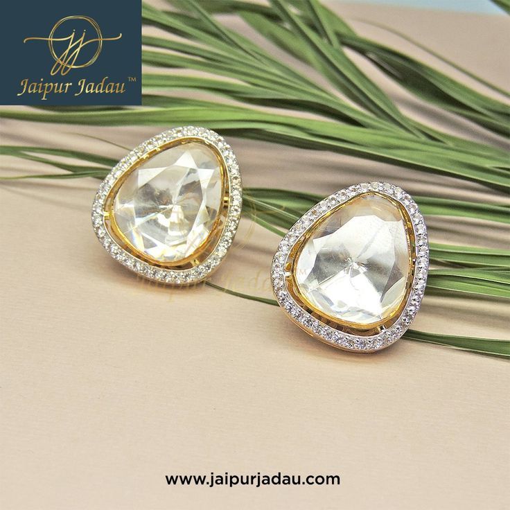 Polki Earrings Studs, Gold Pendent, Antique Necklaces Design, Diamond Earrings Design, Polki Earrings, Diamond Pendant Sets, Indian Jewellery Design Earrings, Indian Jewelry Sets, Polki Jewellery