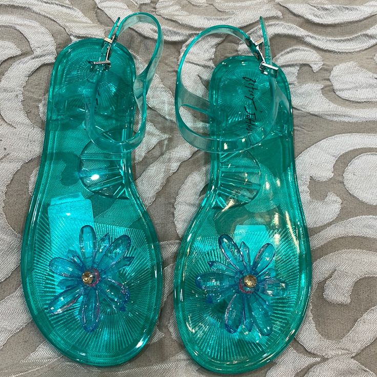 New Fit Like 8-8.5 Green Round Toe Jelly Sandals For Spring, Cute Doll Makeup, Bridesmaid Sandals, Blue Sandals Heels, Silver Block Heels, Mermaid Shoes, Butterfly Sandals, Sparkle Sandals, Clothing Projects