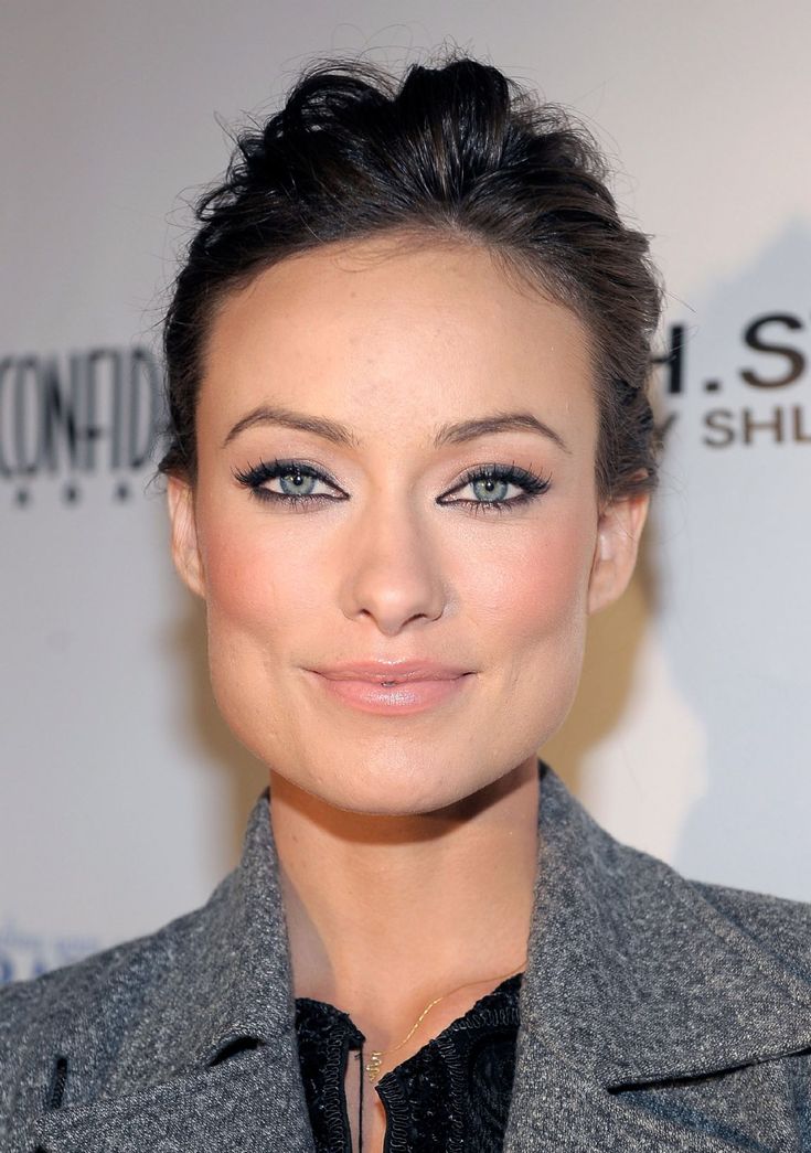 Olivia Wilde's makeup Celebrity Makeup Looks, Celebrity Faces, Olivia Wilde, Square Faces, Gorgeous Eyes, Celebrity Makeup, All Things Beauty, Beauty Inspiration, Beautiful Eyes