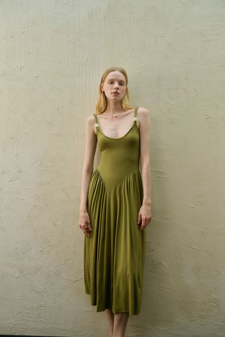 Green Patterned Dress, Fit And Flare Dress Outfit, Earth Tone Dresses, Dancing Outfit Ideas, Olive Green Clothes, Forest Green Formal Dress, Lime Green Dresses, Cocktail Outfits For Women, Olive Green Formal Dress