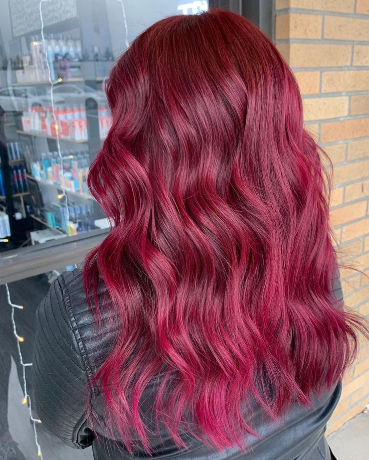 Red Pink Hair, Dark Pink Hair, Red Violet Hair, Maroon Hair, Magenta Hair, Red Hair Inspo, Hair Color Burgundy, Hair Upstyles, Glamorous Hair