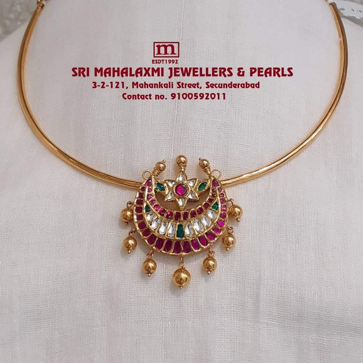 Kanti Jewellery Designs, Gold Kanti Designs, Kundan Kante Necklace, Light Weight Kanti Necklace, Kanthi Necklace Gold, Small Gold Jewelry Simple Necklace, Gold Kante Designs, Attigai Necklace Gold, Light Weight Necklace Gold