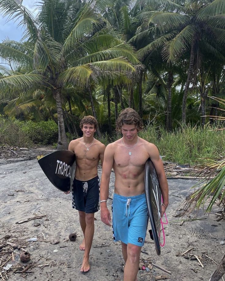 cute surfer boy surfing aesthetic hot boy teen cute good looking gorgeous beautiful ocean surf board skater fashion inspiration Noah Magnin, Surfer Boy Aesthetic, Surfer Aesthetic, Surf Boys, Hot Surfers, Surfer Guys, Surfer Boys, Surfer Boy, Cute Guy Pics