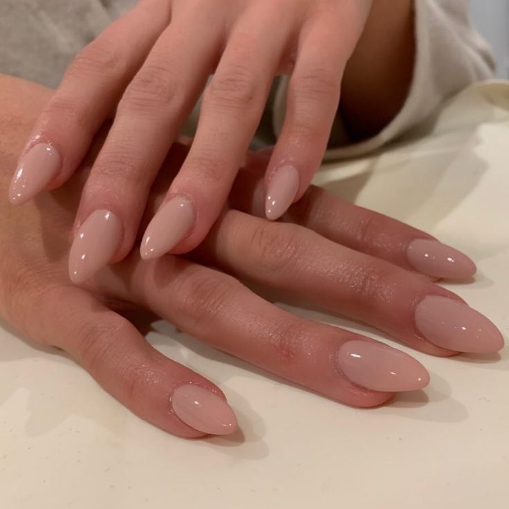 NAILS by MEI on Instagram: “Vintage Rich Nude Pink 💅🏻 make u always feel like a Lady 💕 #nailsbymei for @cocobaudelle” Stars Nails, 3d Acrylic Nails, Natural Acrylic Nails, Green Acrylic Nails, Clear Acrylic Nails, Purple Acrylic Nails, Shaped Nails, Diy Acrylic Nails, Blue Acrylic Nails