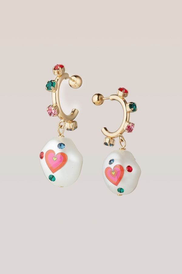 Jelly Hearts, Mini Hoop Earrings, Jewelry Inspo, Ear Jewelry, Pretty Jewellery, Heart Earrings, Cute Jewelry, Jewelry Inspiration, Faux Pearl