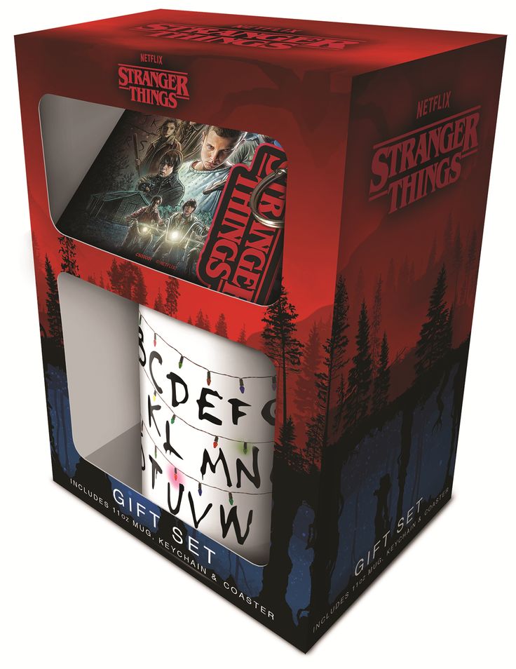 a boxed coffee mug with an image of the star wars movie poster on it's side