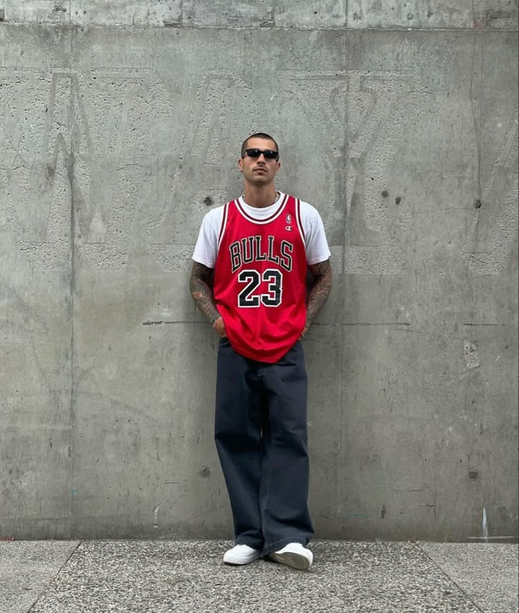 @jordaddesi Nba Jersey Outfit Men, Red Streetwear Outfit, Edgy Outfits Men, Nba Jersey Outfit, Jerseys Outfit, Streetwear Outfit Men, Basketball Jersey Outfit, Sporty Outfits Men, Jersey Outfits