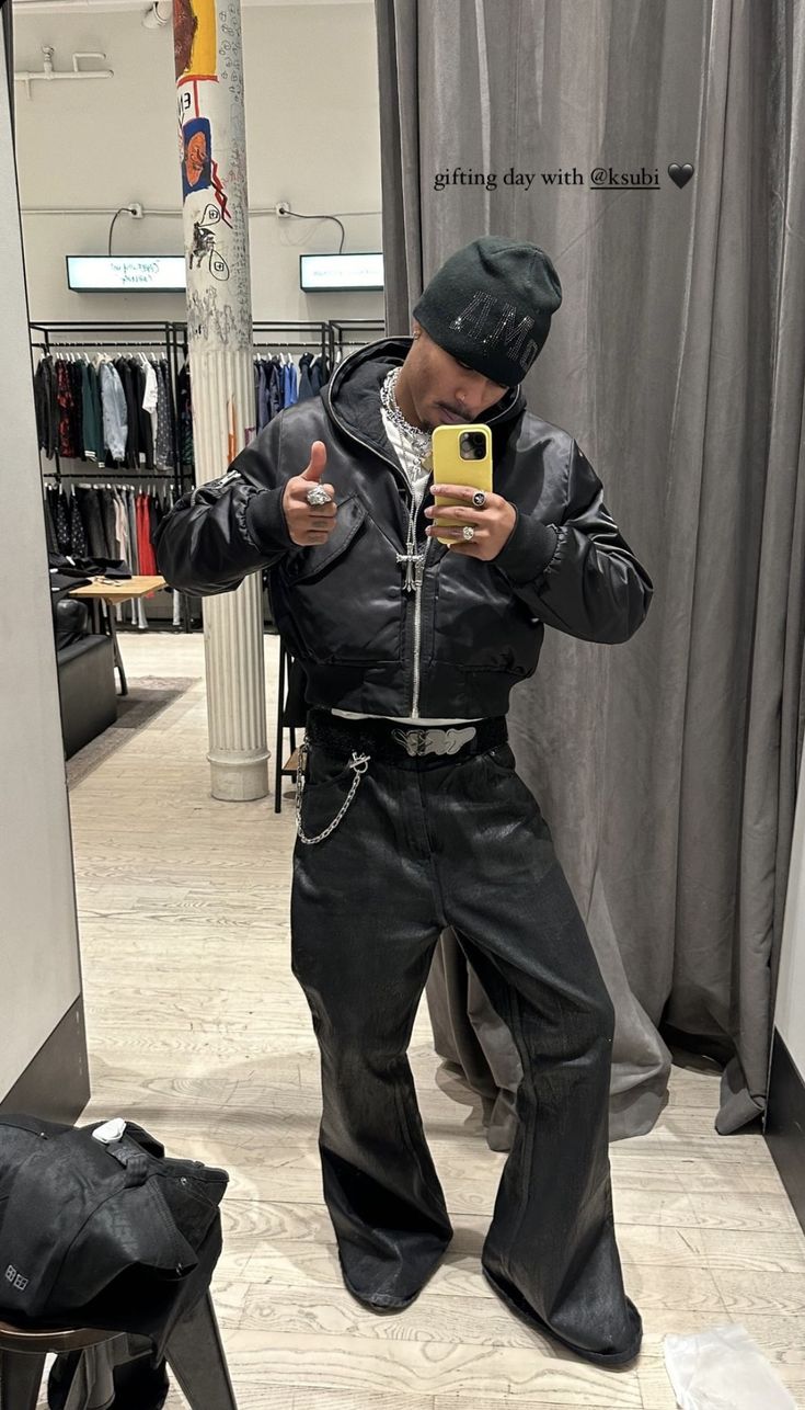 Black Rockstar Outfit Men, Mens Fashion Runway, All Black Mens Outfit, Leather Pants Mens Outfit Streetwear, Balenciaga Fits Men, All Black Outfit Men Y2k, Balenciaga Male Outfits, Rapper Outfits Men, Capital Steez