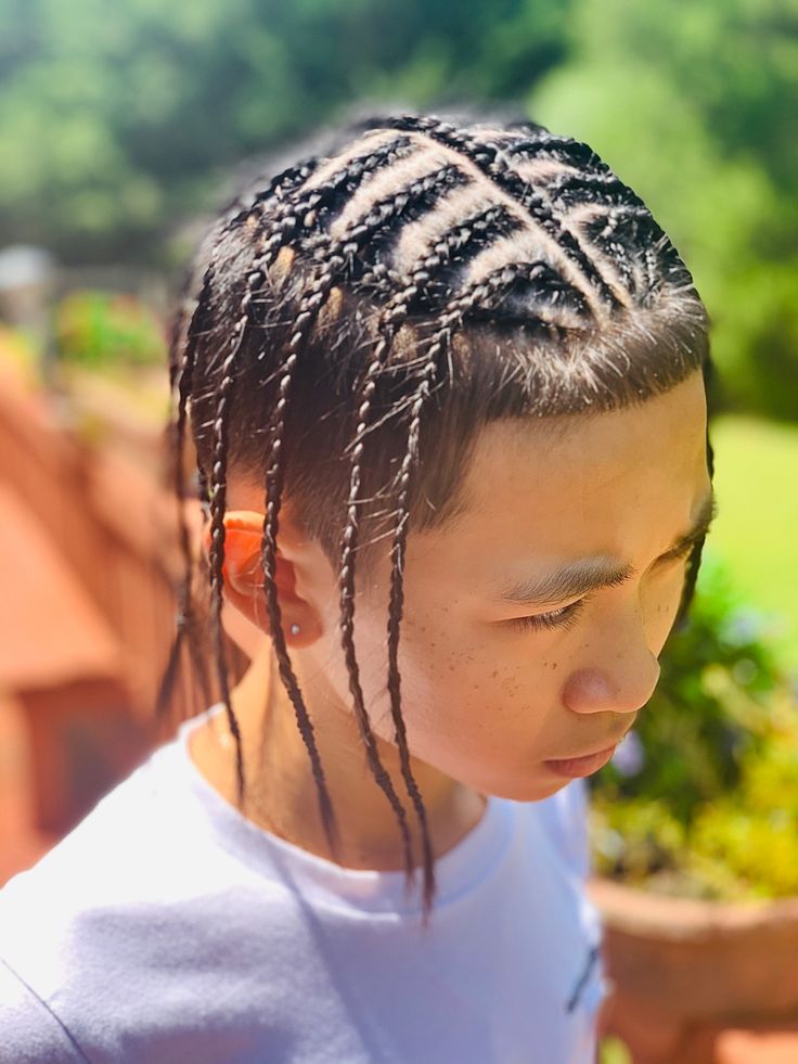 Asian Hair Braid, Asian Braids, Asian Men Short Hairstyle, Box Braids Men, Boys Hairstyle, Hairstyles For Boys, Famous Hairstyles, Braids Men, Messy Bob Hairstyles