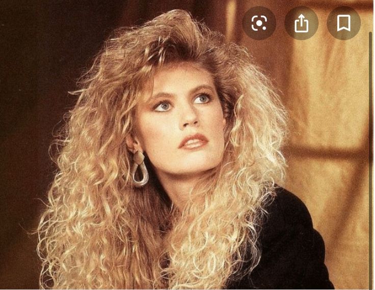 80’s Hair, 80's Hairstyle, 1980s Hair, Look 80s, High Ponytail Hairstyles, Short Shag Hairstyles, Fest Outfits, 80s Hair, Super Hair