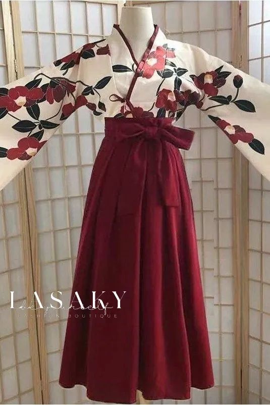 Lasaky - Enhanced Oriental Retro Hanfu Yu Meiren Red Tea Red Long Skirt, Long Skirt And Top, Traditional Asian Dress, Japanese Traditional Clothing, Short Black Skirt, Island Outfit, Mode Kimono, Japanese Clothes, Kimono Coat