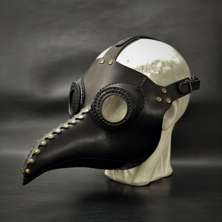 How To Draw A Plague Doctor Mask, Plauge Doctor Mask Drawing Reference, Plage Doctor Mask, Plague Doctor Mask Drawing Reference, Plague Nurse Costume, Witch Doctor Mask, Black Plague Mask, Plague Dr Mask, Plague Doctor Masks