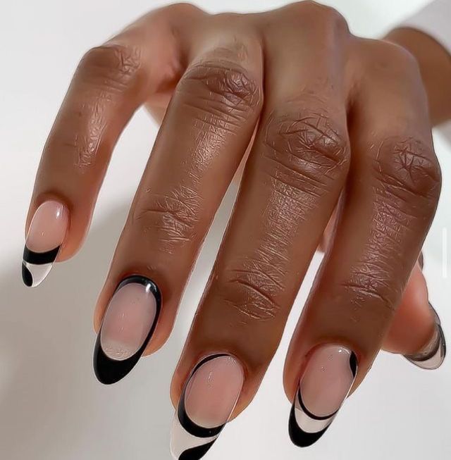 White Winter Nail Designs, Black And White Nail, Black And White Nail Designs, Quartz Nails, February Nails, Subtle Nails, Minimal Nails, White Nail Designs, Round Nails