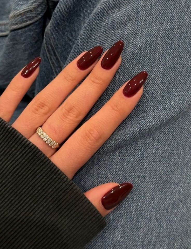 Oval Nails Dark, Kutek Disney, Dark Red Nails, Wine Nails, Maroon Nails, Cherry Nails, Red Nail Polish, Red Nail, Dark Nails