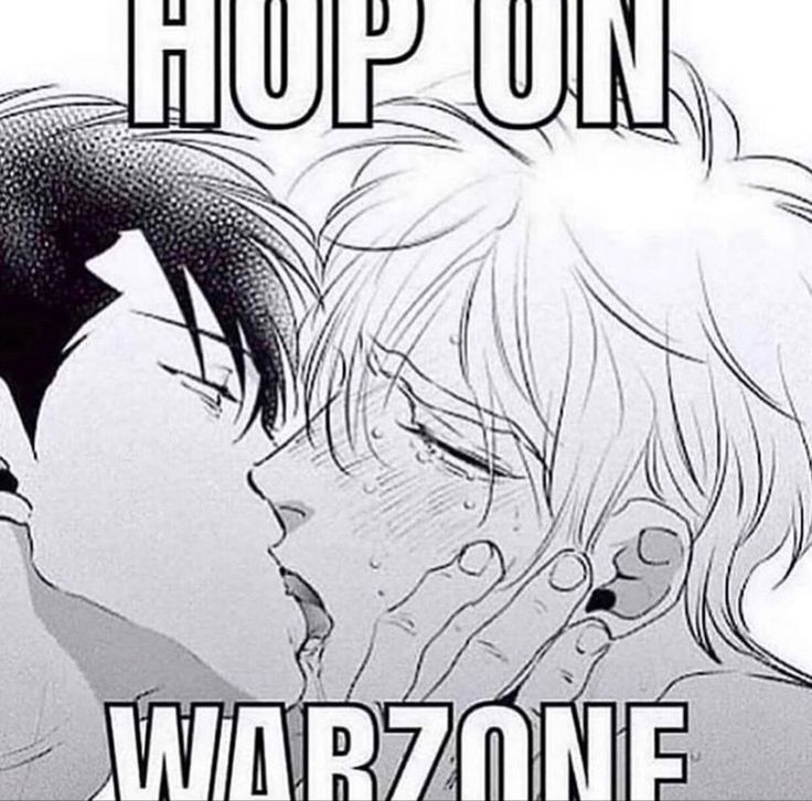 two anime characters kissing each other with the caption saying,'stop on warzone '