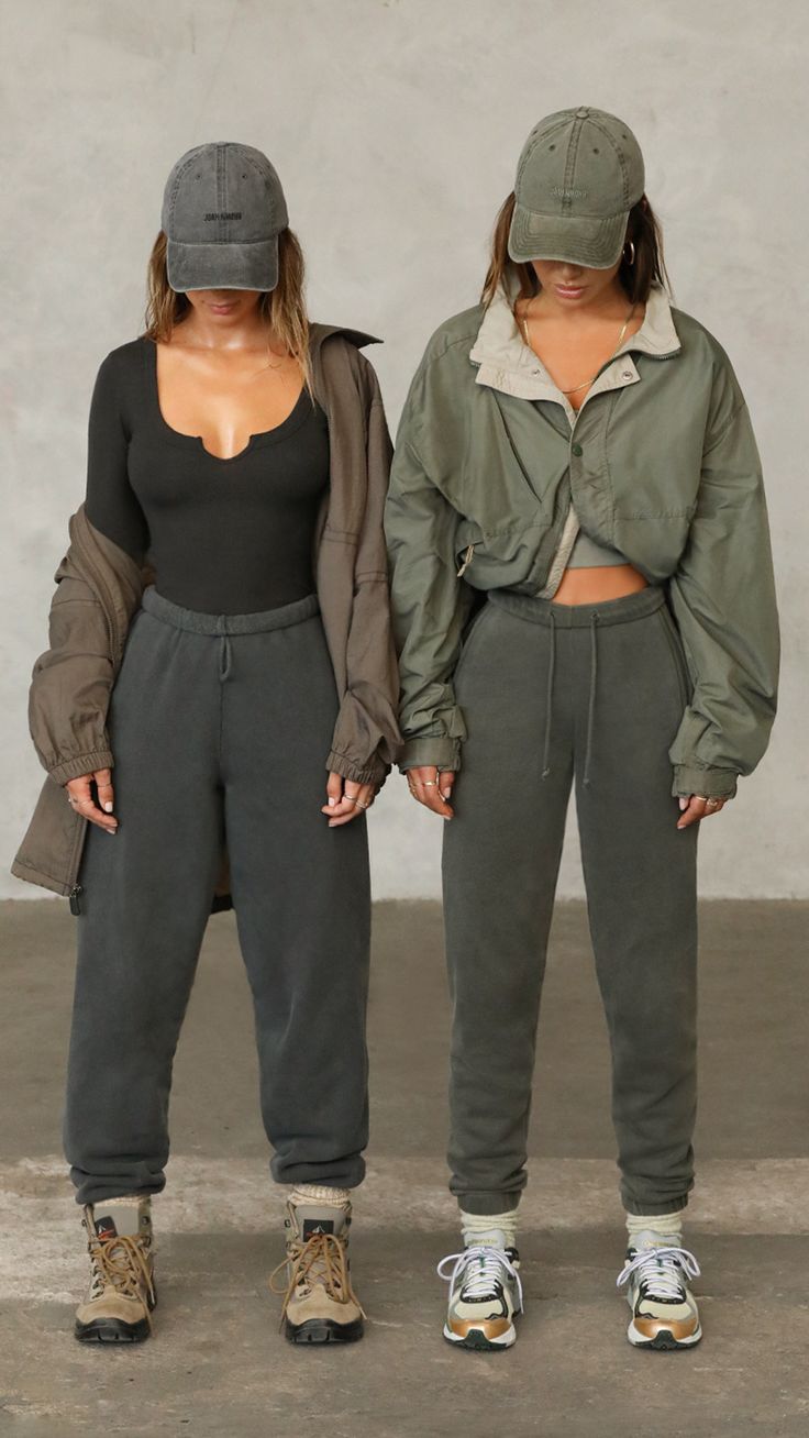 FALL READY FITS #JOAHBROWN #MadeinLosAngeles #WomensClothing #Streetwear Yosemite Outfit, Retinol For Beginners, Benefits Of Retinol, Cute Hiking Outfit, Hiking Outfit Fall, Womens Active Wear Outfits, Hiking Outfit Women, Summer Hiking Outfit, Joah Brown