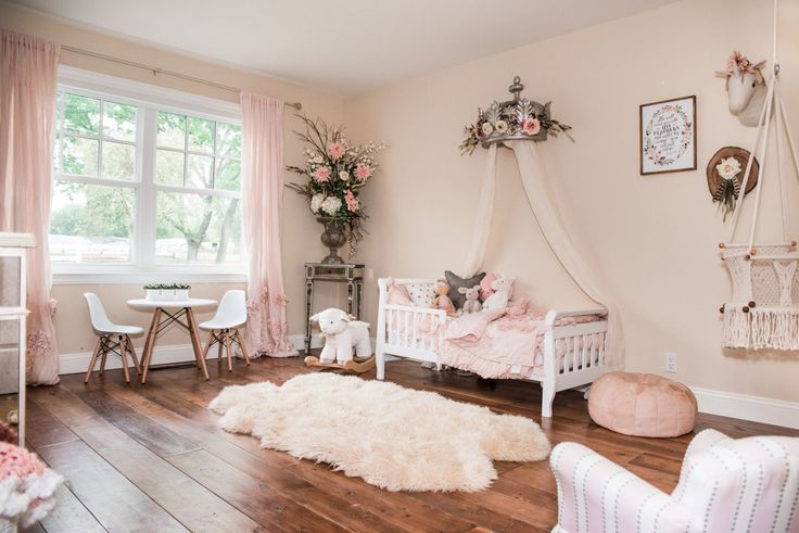 Little Girls Boho Princess Room. Create your daughters dream bedroom with these decor ideas! Lolo Webb, Furniture Australia, Girls Princess Room, Unicorn Rooms, Princess Vibe, Princess Room Decor, Boho Bedroom Furniture, Decoration Theme, Boho Princess