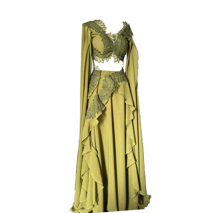 PRICES MAY VARY. 【Material】 :polyester, sequins 【Including】:1*Replica Dress from the Folklore Concert Sets 【Folklore Faeriecore Dress Design】:Our dress features a gorgeous flowy chartreuse green fabric, with a long skirt, styled after Taylor's dress. Ruffled details and lace back bodice. Intricate green vine botanical floral applique with sequins for a little bit of that Taylor sparkle, just like the Folklore dress worn by taylor 【Occasion】perfect for a Folklore Era themed outfit for the most po Fleetwood Mac Dress, Folklore Dress Eras Tour Outfit, Taylor Swift Folklore Dress, Folklore Dress Eras Tour, Green Folklore Dress, Costume Design Ideas, Fairycore Prom Dress, Folklore Outfit Ideas, Botanical Outfit