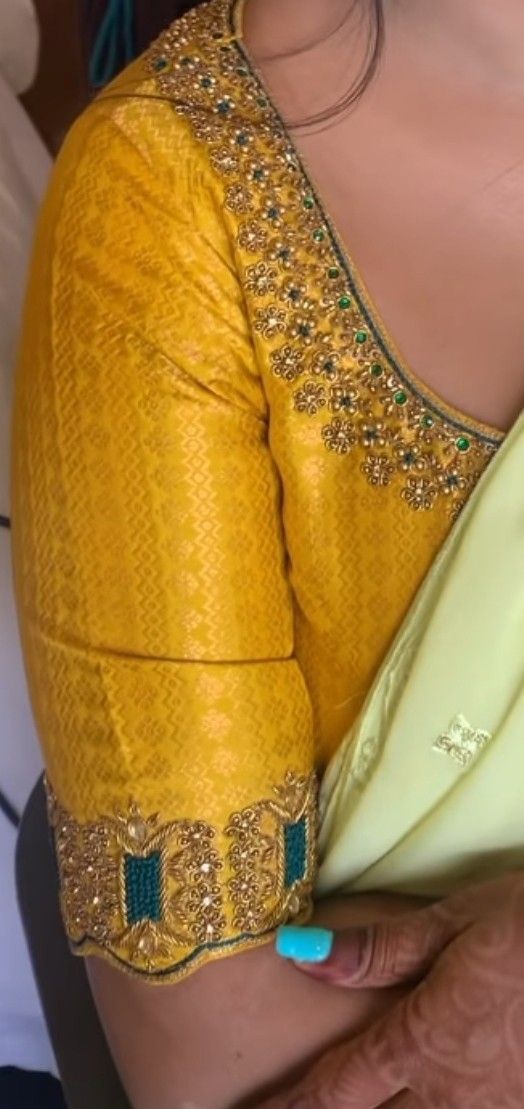 Aari Work Silk Blouse Designs, Silk Saree Blouse Designs Work, Work Designs Blouse Maggam, Gold Work Blouse Designs, Pattu Blouse Embroidery Designs, Yellow Designer Blouse, Simple Elegant Blouse Design, Yellow Pattu Blouse Work Designs, Yellow Maggam Work Blouse Designs