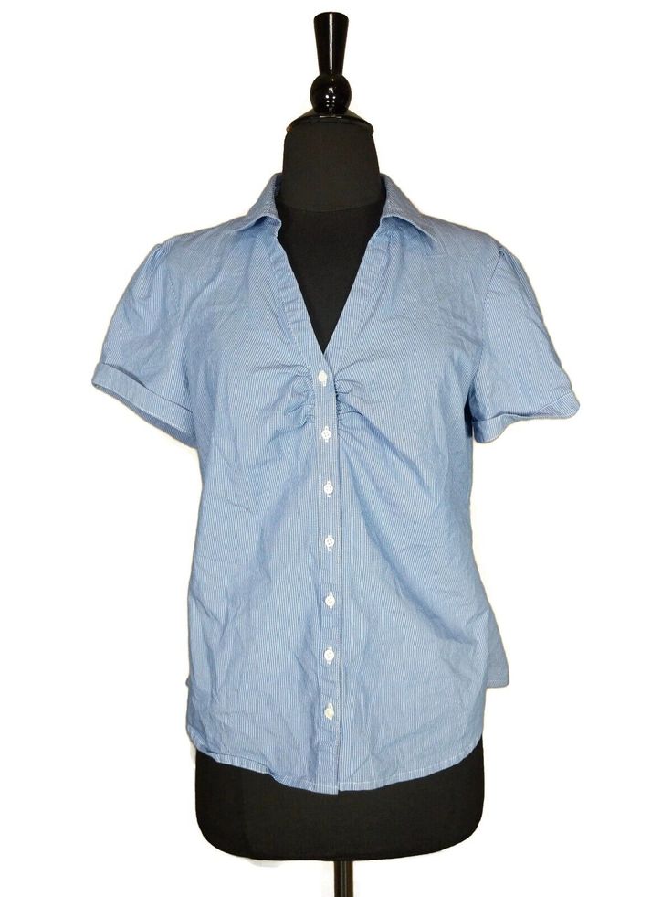 H&M Short Sleeve Button Up V-Neck Casual Shirt Size 14 Mexico Trip Outfits, Trip Outfit, Mexico Trip, Button Ups, Trip Outfits, H&m Shorts, What To Buy, Kawaii Clothes, Short Sleeve Button Up