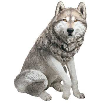 life size resin large gray wolf statue Largest Wolf, Wolf Sculpture, Dog Husky, Wolf Stuff, Gray Wolf, Wild Wolf, Grey Wolf, Animal Statues, Wolf Art