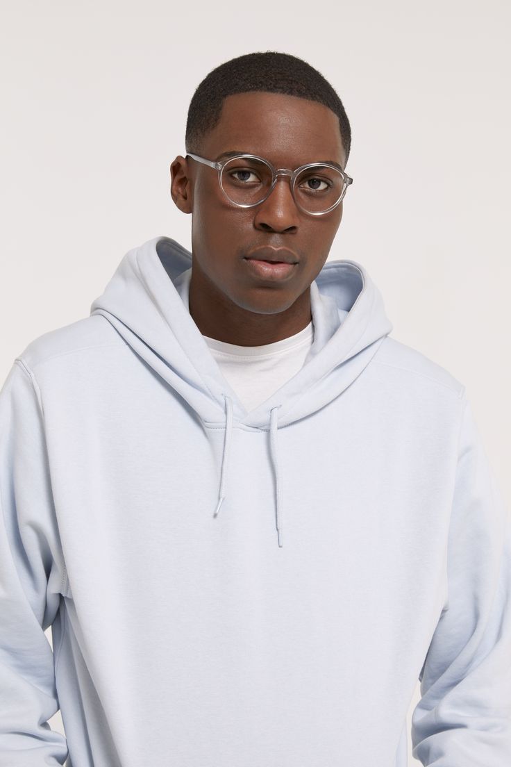 THE CLASSIC II in arctic ice shiny: the new edition of a classic, reduced but true to its original form. A time-honouring round frame with classic roots. High-quality acetate. Swiss design. Handmade in Italy. Learn more at shopviu.com. Black Men With Glasses, Men's Glasses, Glasses Frames Trendy, Head Portrait, Arctic Ice, Mens Glasses Frames, Plastic Glasses, Swiss Design, Cute Glasses