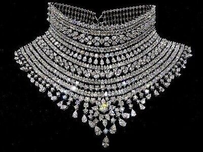 Bridal Diamond Necklace, Inexpensive Jewelry, Fotografi Vintage, Expensive Jewelry Luxury, Fancy Jewellery Designs, Diamond Necklace Designs, Fancy Jewellery, Expensive Jewelry, Jewelry Lookbook