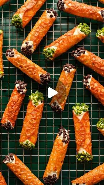 some food is laying on a cooling rack