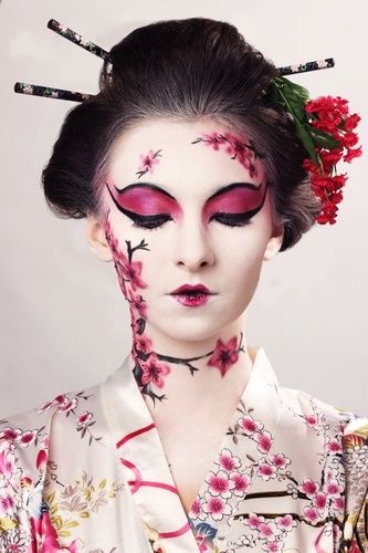 Geisha art. Carnaval Make-up, Geisha Makeup, Fantasy Make-up, Theatre Makeup, Makeup Inspired, Avant Garde Makeup, Theatrical Makeup, Character Makeup, Japanese Makeup