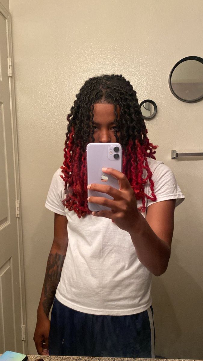 Half Red Half Black Locs, Dreadlocks Color Ideas, Red And Blonde Dreads, Color Dreads, Stud Hairstyles Braids, Red And Black Dreads, Red And Black Locs, Dreadlocks Hairstyles, Dread Color Ideas Locs